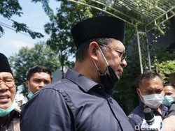 Bamsoet, Moeldoko hingga La Nyalla Melayat Ibunda Jokowi di Solo