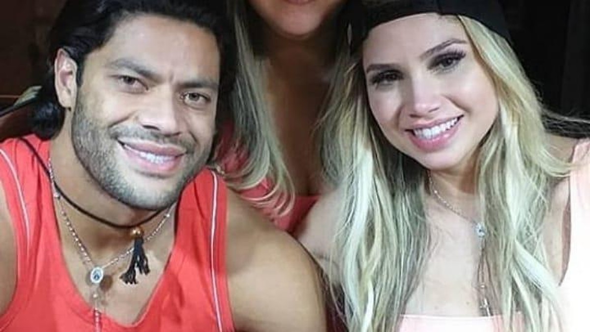 Hulk dan Camila. (Foto: Instagram @camiilaangelooficial)