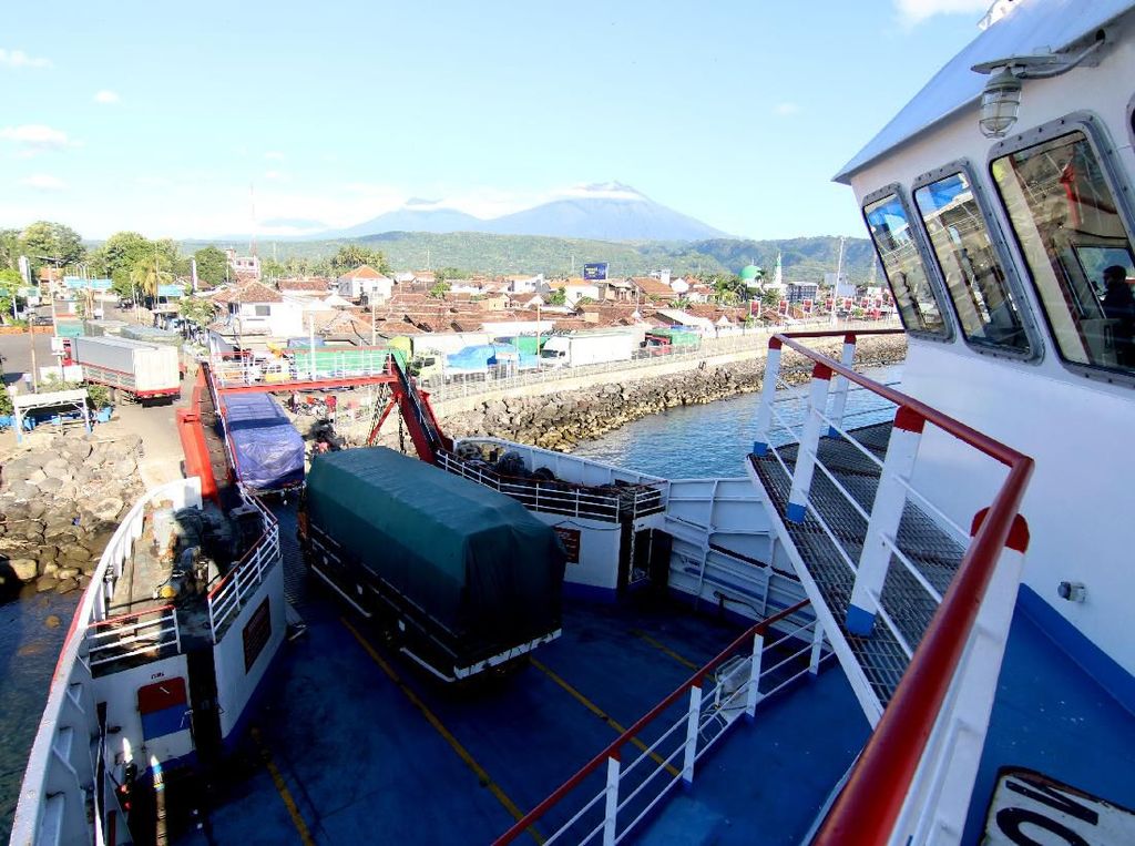 Usai Nyepi Aktivitas Pelabuhan Ketapang Kembali Normal