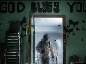 Kisah-kisah Mengharukan Saling Tolong di Tengah Pandemi COVID-19