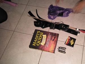 Tangkap 5 Terduga Teroris di Batang, Densus 88 Temukan Bahan Perakit Bom