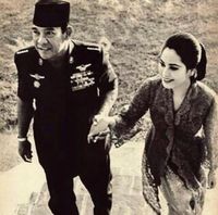 Kata-kata Romantis Soekarno Saat Melamar, Madame Dewi Tak Mampu Menolaknya
