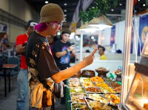 Mengintip Kulineran dr Tirta yang Aktif Serukan Pencegahan COVID-19