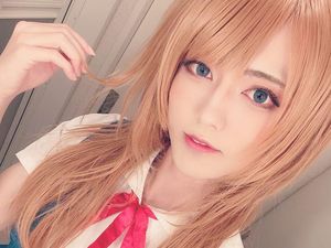 Foto: Cosplayer Seksi Ini Aslinya Pria, Perubahannya Bikin Kaget Foto: Cosplayer Seksi Ini Aslinya Pria, Perubahannya Bikin Kaget