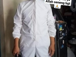 Pembuat Baju-baju Tempur Pejuang Terdepan Hadapi Covid-19