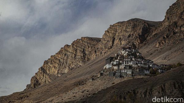 Jelajah Keindahan Pegunungan Himalaya dan Keberagaman di Spiti Valley