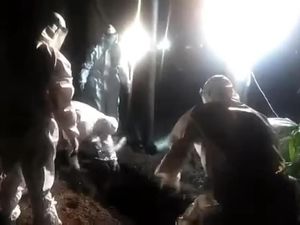 Cerita Wabup Sidoarjo Makamkan Jenazah Pasien Corona karena Penggali Kubur Takut Cerita Wabup Sidoarjo Makamkan Jenazah Pasien Corona karena Penggali Kubur Takut