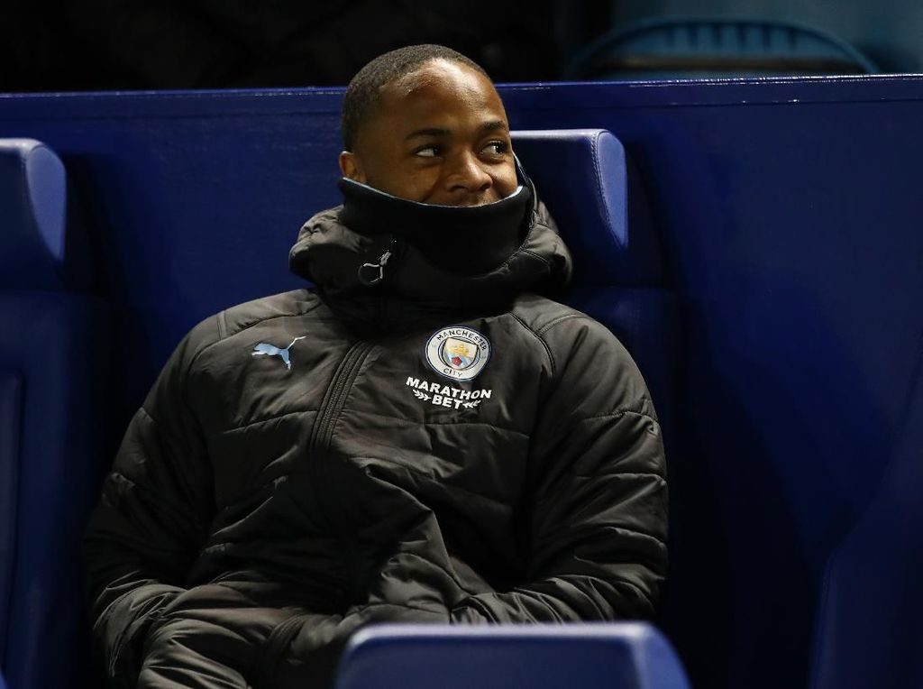Liga Inggris Mau Main Lagi, Perasaan Sterling Campur Aduk Liga Inggris Mau Main Lagi, Perasaan Sterling Campur Aduk
