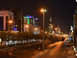 Kasus Corona Mereda, Arab Saudi Mulai Membuka Masjid di Luar Mekah