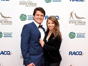 Pesona Bintang TV yang Menikah di Kebun Binatang Sebelum Australia Lockdown