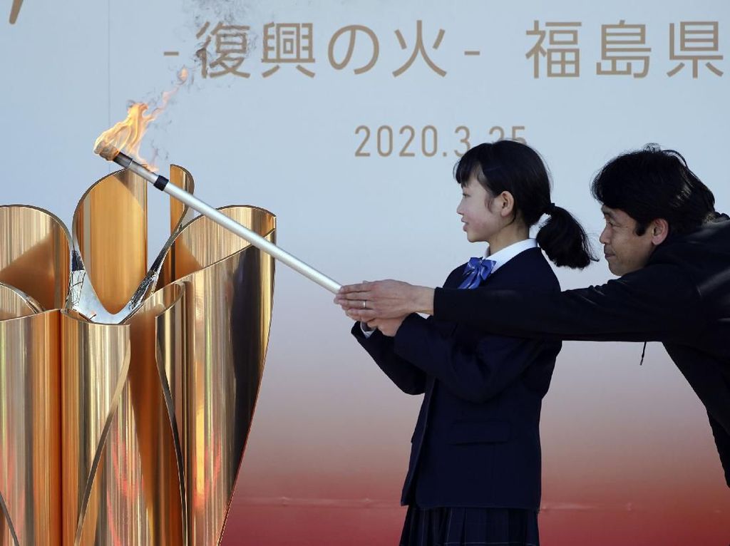 Ditunda Tahun Depan, Api Olimpiade Langsung Dipulihkan