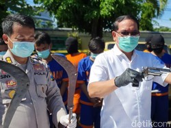 Komplotan Pencuri Truk Bersenjata Tajam Diringkus