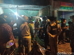 Polisi Bubarkan Puluhan Remaja Nongkrong di Warung dan Kafe Sidoarjo