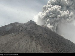 Gunung Merapi Erupsi, Hujan Abu Guyur Wilayah Lereng di Boyolali
