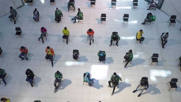 #JagaJarakDulu Saat Warga Dunia Bersatu Melawan Corona