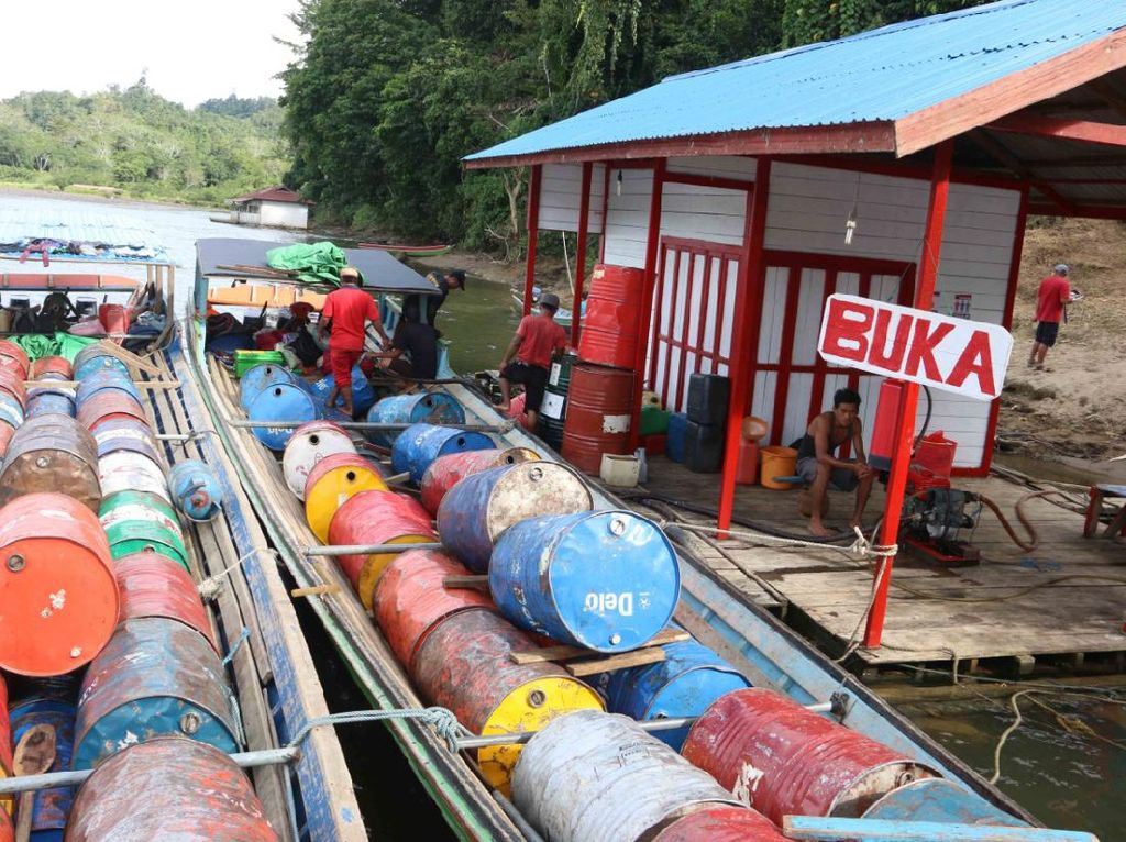 Pertamina Siap Perluas BBM Satu Harga di 83 Titik Pertamina Siap Perluas BBM Satu Harga di 83 Titik