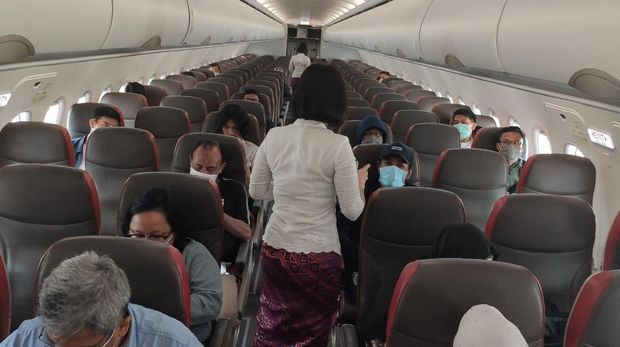 Cegah Corona, Lion Air Minta Penumpang 'Jaga Jarak'