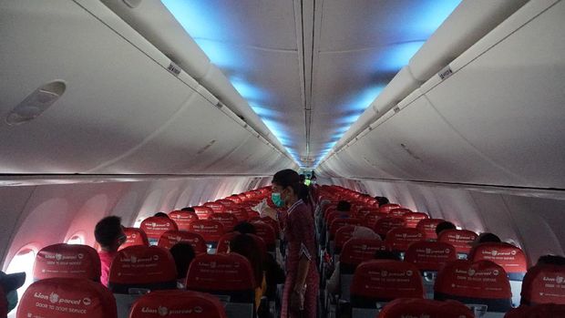 Cegah Corona, Lion Air Minta Penumpang 'Jaga Jarak'