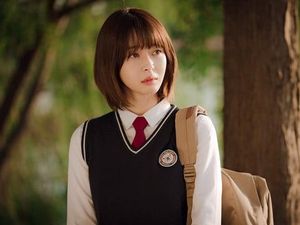 Awet Muda, 6 Artis Korea 30-an Tahun Ini Masih Cocok Pakai Seragam SMA Awet Muda, 6 Artis Korea 30-an Tahun Ini Masih Cocok Pakai Seragam SMA