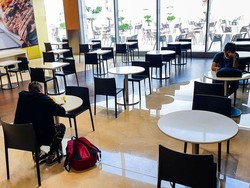 Ruang Publik yang (Ikut) Sakit