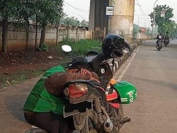 Curhat Pengemudi Ojol di Tengah PSBB Jakarta: Orderan Sepi