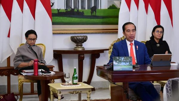 Potret Jokowi Mengikuti KTT G20 Secara Virtual