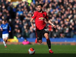 Pakai Seragam Man United Nomor 10, Fernandes Tukeran dengan Rashford?