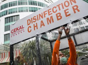 Baznas DKI Serahkan Bilik Desinfektan ke Pemprov Baznas DKI Serahkan Bilik Desinfektan ke Pemprov