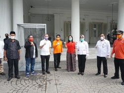 Pandemi Corona, Kadin Jakarta Sumbang Alat Kesehatan hingga Sembako