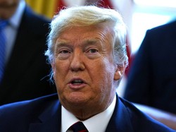 Trump Tiba-tiba Pecat Inspektur Jenderal Deplu AS