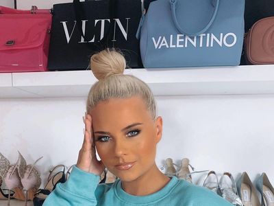 Foto: Influencer Pengoleksi Tas, Ngaku Beli Tas Lebih Penting Dibanding Rumah