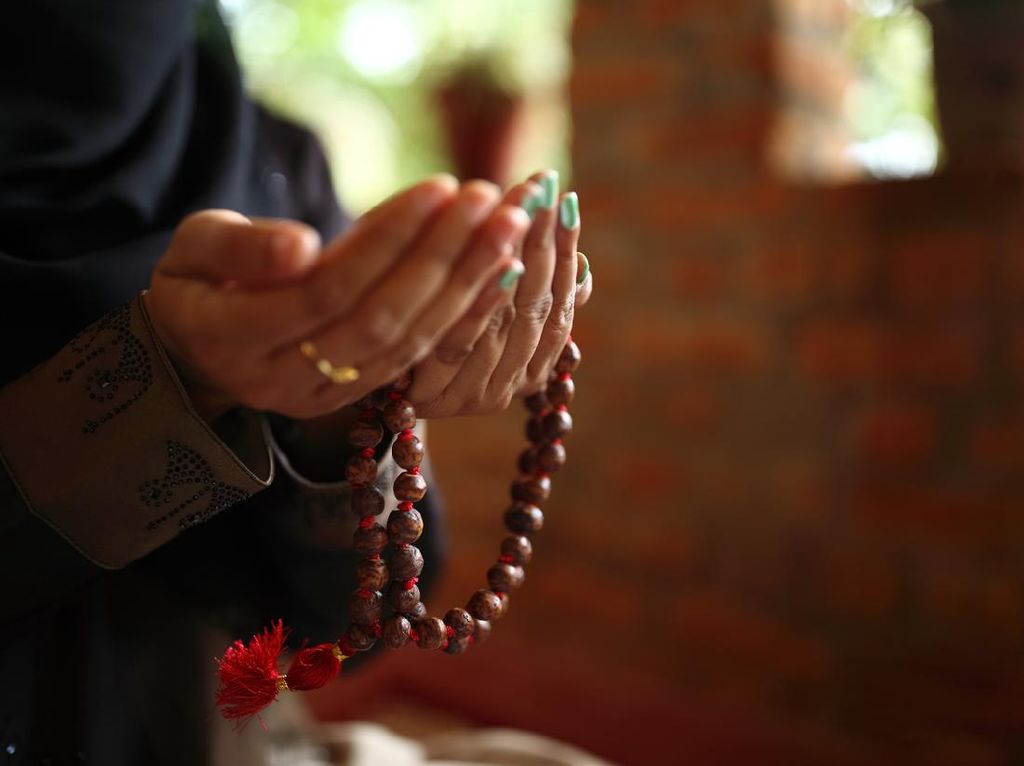 Doa Usaha Lancar di Bulan Ramadhan Beserta Artinya