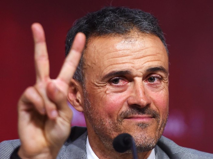 LAS ROZAS, SPAIN - NOVEMBER 27:  Luis Enrique gestures as he attends a press conference as he returns as Spain head coach at the Spanish Football Federation headquarters on November 27, 2019 in Las Rozas, Spain. (Photo by Denis Doyle/Getty Images)