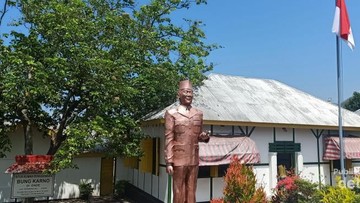 Ende: Kontrakan Bung Karno, Enam Kisah Tersembunyi Terkuak!
