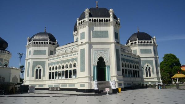 Foto: 6 Destinasi Wisata Medan yang Harus Dikunjungi