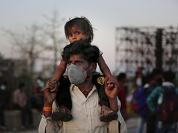 Kisah Pilu Pria Meninggal, Mudik Jalan Kaki 200 Km karena India Lockdown