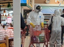 Video Pasutri Belanja Pakai APD Bikin Heboh Pengunjung Mal