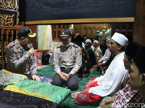 Aksi Polisi Memutus Rantai Penyebaran Corona Diapresiasi Warga Gresik