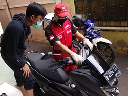 Nggak Usah ke Bengkel, Mekanik Yamaha Siap Servis Motor di Rumah