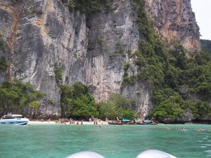 Phi Phi Island Thailand Memang Mendebarkan Hati