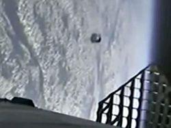 Pemburu Alien Klaim Lihat UFO di Tengah Peluncuran Roket SpaceX