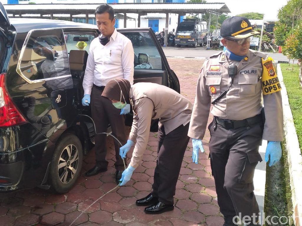 Praktik Nakal Penjual BBM Modus Tangki Timbun di Kulon Progo Terbongkar Praktik Nakal Penjual BBM Modus Tangki Timbun di Kulon Progo Terbongkar