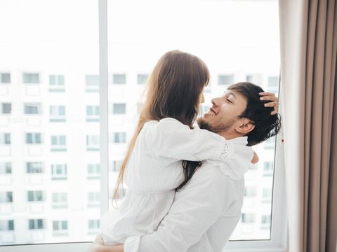 4 Posisi Seks Pilihan Saat Bunda Ingin Mendominasi di Tempat Tidur