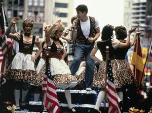 5 Rekomendasi Film yang Bakal Bikin Kamu Kangen Masa Muda 5 Rekomendasi Film yang Bakal Bikin Kamu Kangen Masa Muda