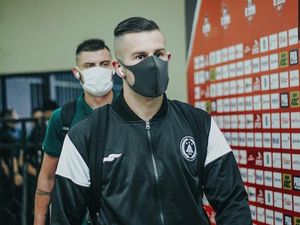 Bek PSS Sleman Ungkap Alasan Belum Bergabung Latihan