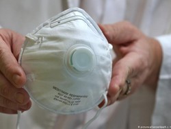 Belanda Tarik Ratusan Ribu Masker Cacat Kiriman China