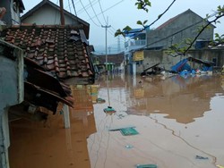 Sungai Cimande Meluap, 2 Dusun di Sumedang Terendam Banjir