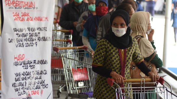 Batasi Pengunjung-Jam Buka Toko Guna Kurangi Penyebaran Corona
