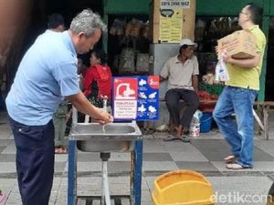 Wastafel Disebar di Surabaya, Risma Imbau Warga Cuci Tangan dan Bersihkan Wajah