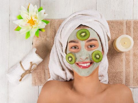 4 Skincare yang Wajib Dipakai di Rumah Menurut Dokter Kulit